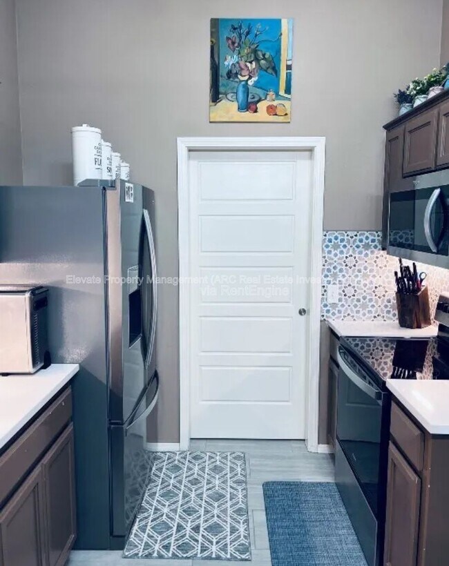 Building Photo - 2740 Red Fish Rd