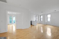 Building Photo - 1920 Chestnut St