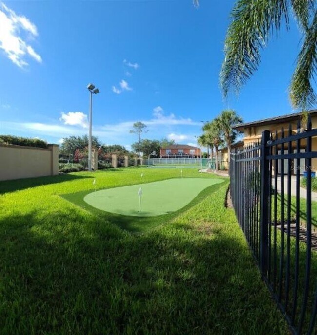 Building Photo - 1501 Rincon Dr