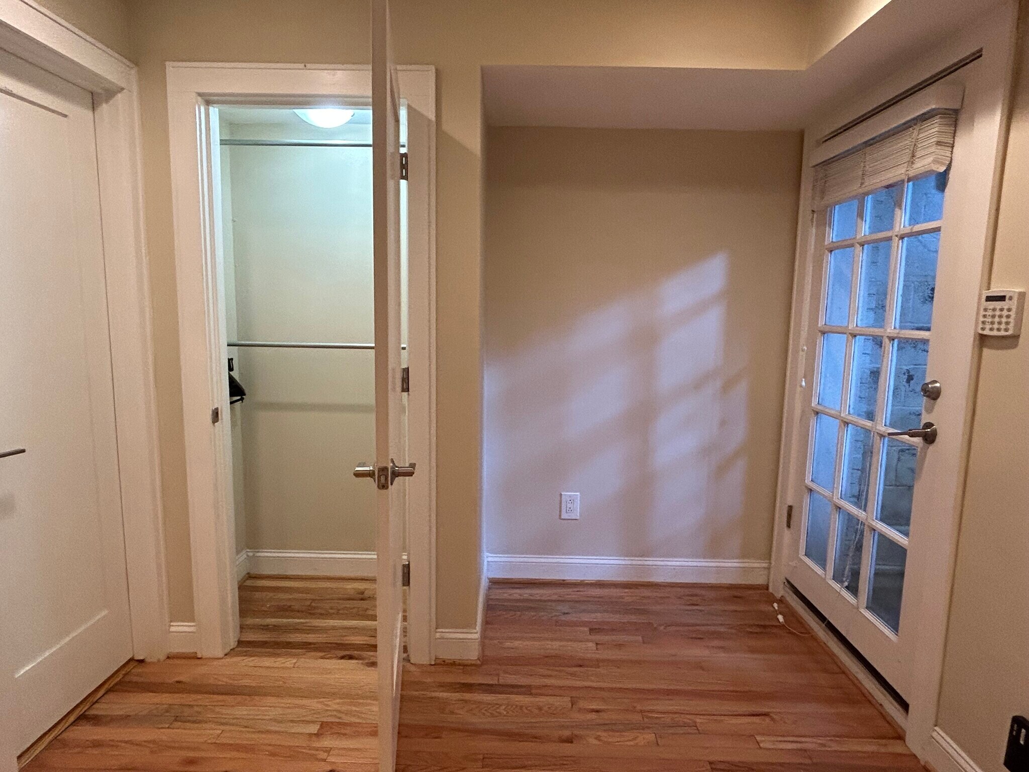 Building Photo - 3547 10th St NW