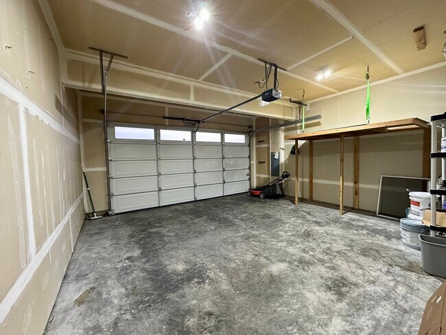 Building Photo - 2707 122nd Place SE