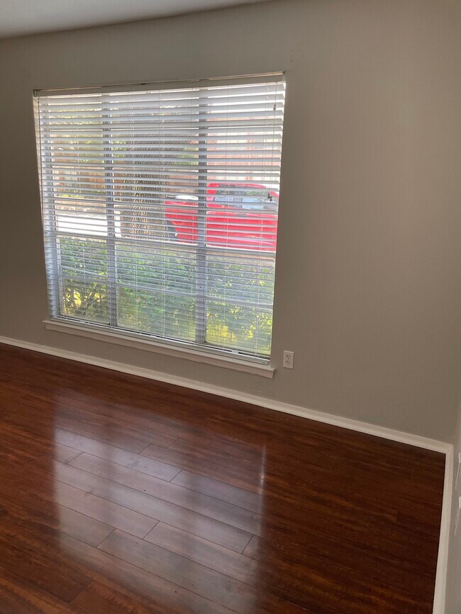 Bedroom - 10590 High Hollows Dr