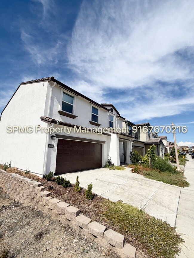 Building Photo - Twelve Bridges Home with Solar & 2-Car Garage