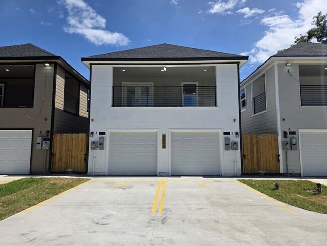 Building Photo - 8406 De Priest St