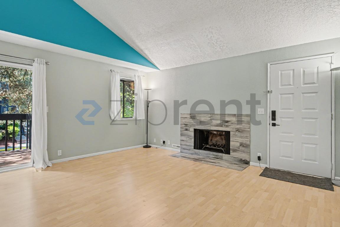 Building Photo - 14511 SW Grayling Ln