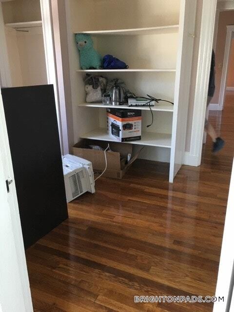 Building Photo - 81 Cresthill Rd