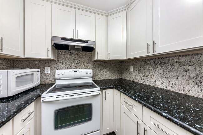 Building Photo - 979 Asilomar Terrace