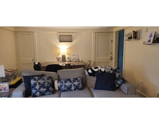 Building Photo - 47 Cocasset St