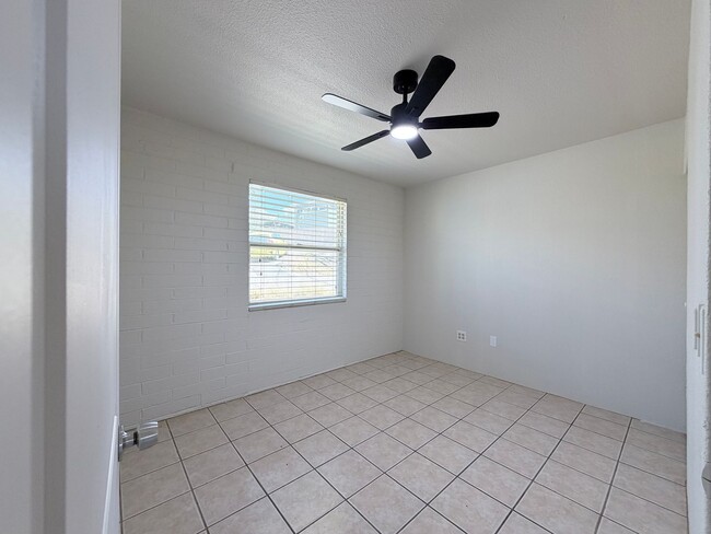 Building Photo - NEWLY REMODELED 2BR/1BA 610 sq.ft. rental in Bisbee, AZ