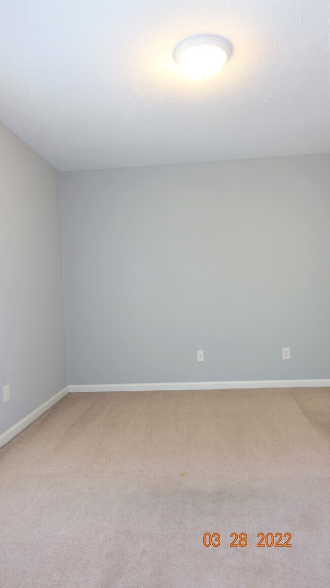 Building Photo - 5725 Aftonshire Dr