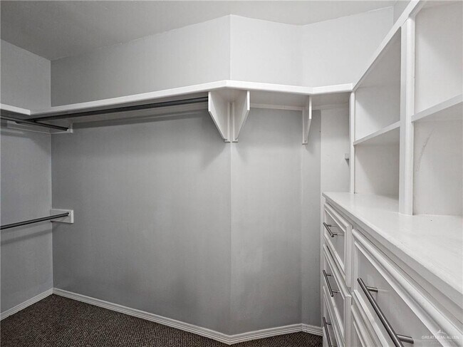 Building Photo - 28 Quail Ave