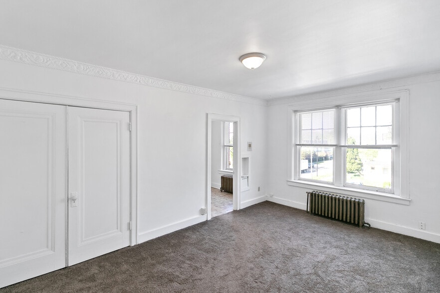 Building Photo - 108 Washtenaw Ave