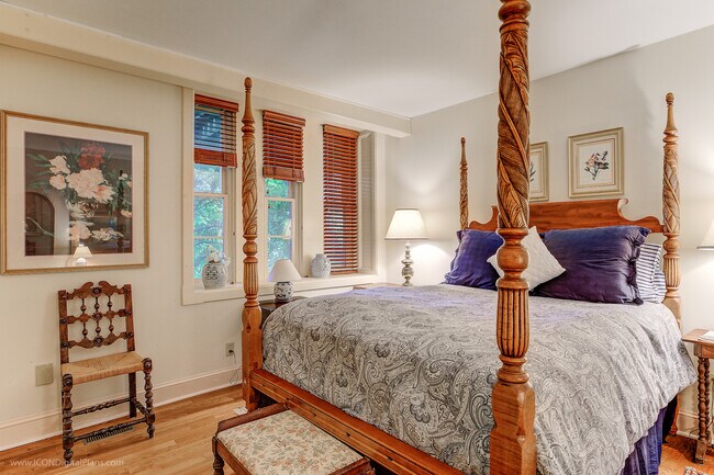 Building Photo - 6 Howe Ave