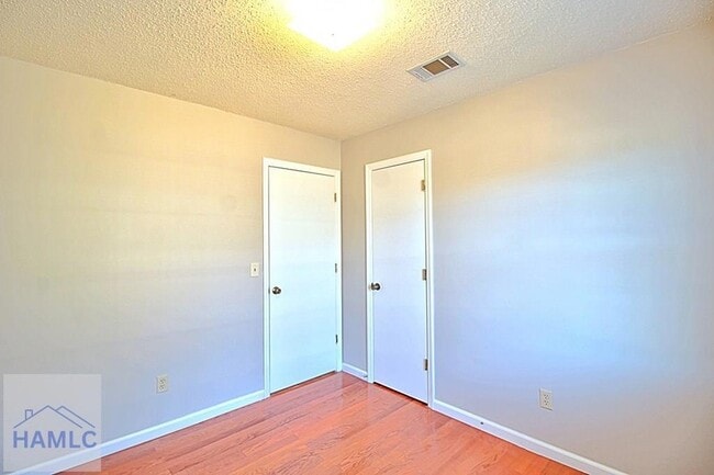 Building Photo - 942 Gulfstream Rd