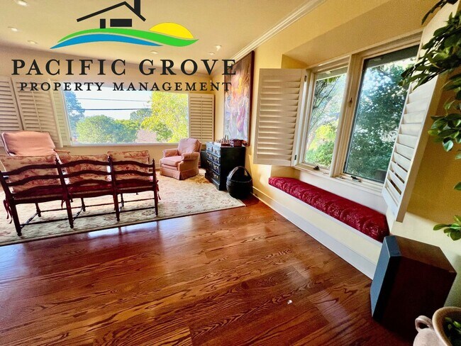 Building Photo - Lovely Ocean View Home Available NOW!