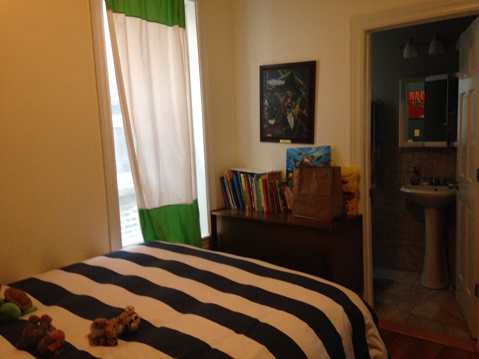 Bedroom 3 - 2710 W Giddings St