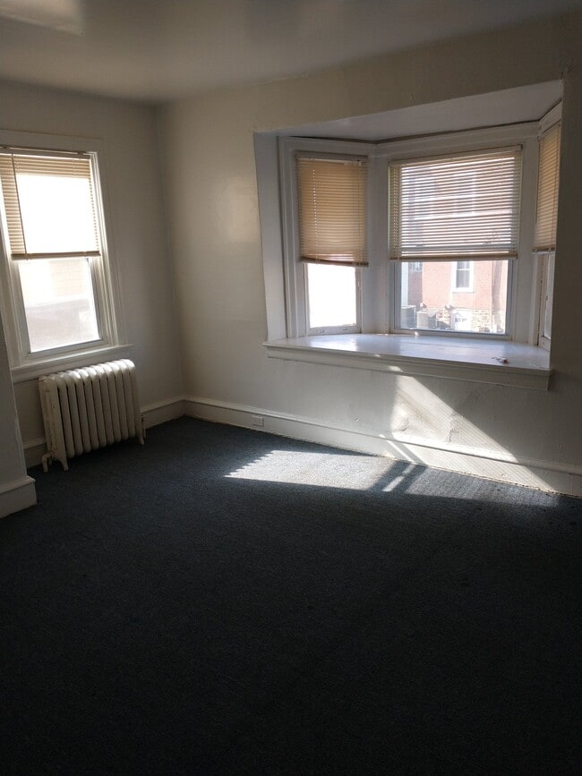 Building Photo - 5211 N Marvine St