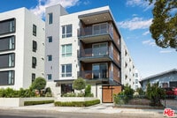 Building Photo - 5813 Lexington Ave