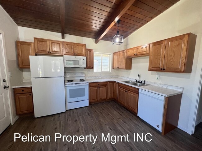 Building Photo - 1339 California Ave