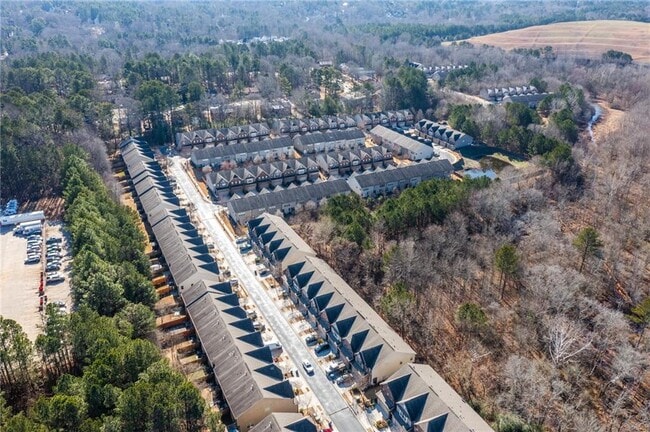 Building Photo - 1925 Wheylon Dr