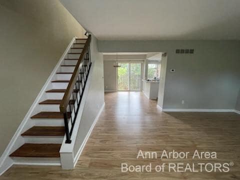 Building Photo - 3385 Burbank Dr