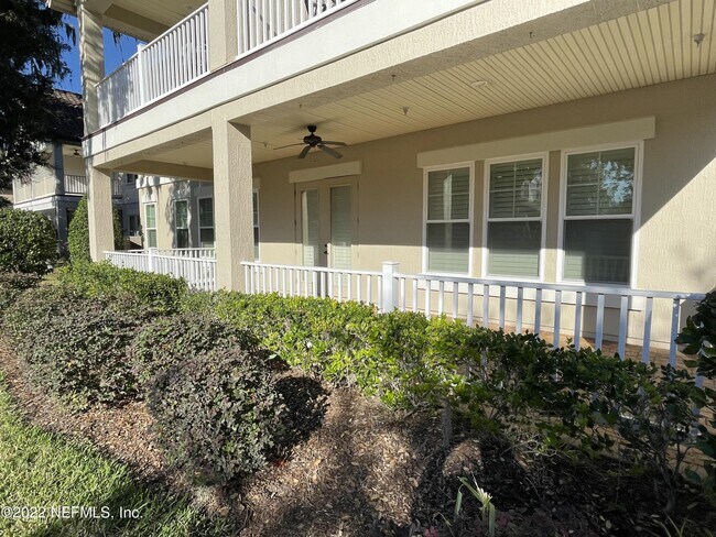 Building Photo - 1406 Sunset View Ln