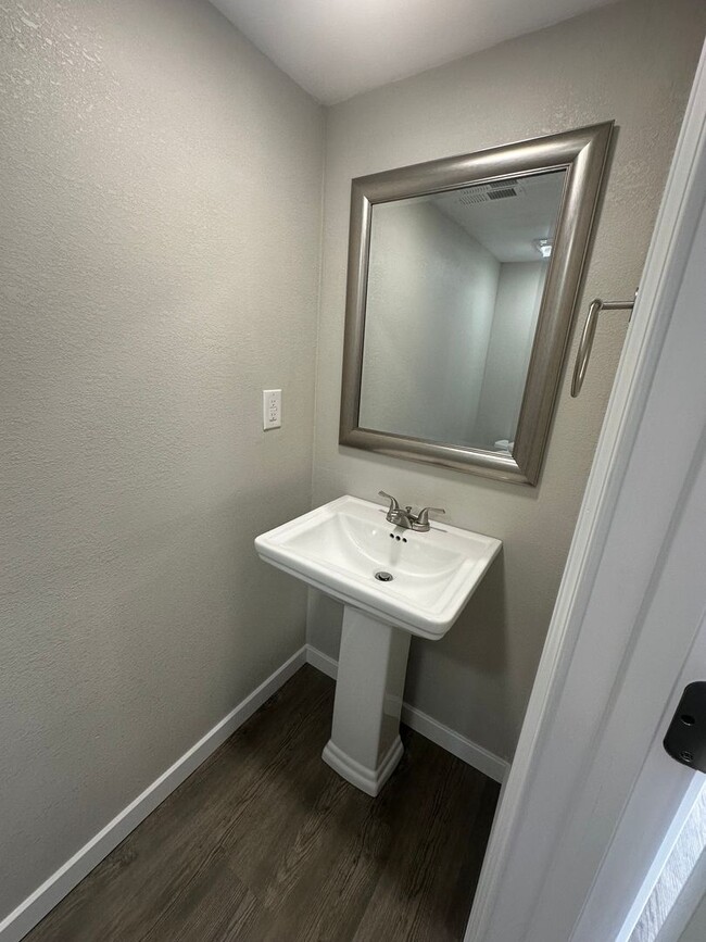 Building Photo - 16191 Haidyn Rd