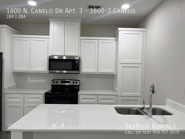 Building Photo - 1600 Canelo Dr