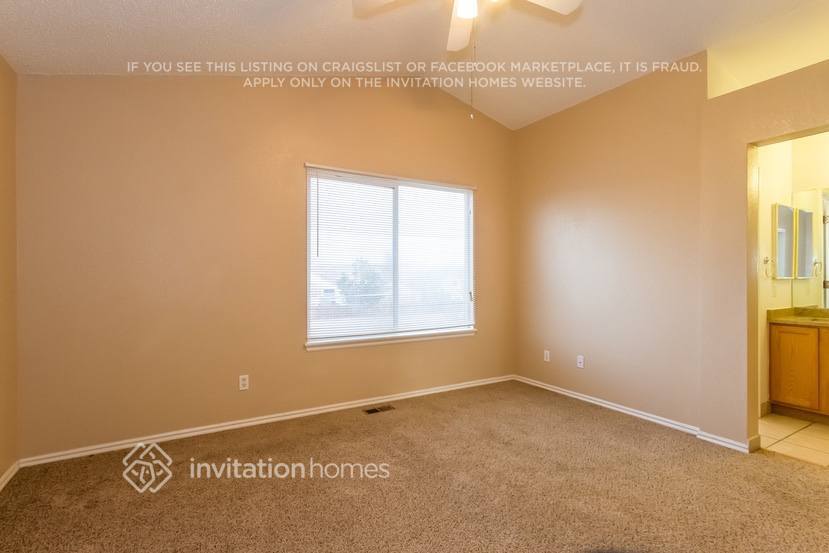 Building Photo - 8738 Snowbird Way