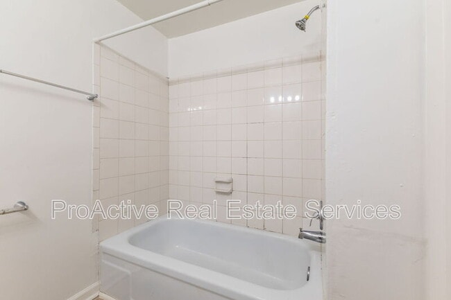 Building Photo - 1216 Bunsen Ct