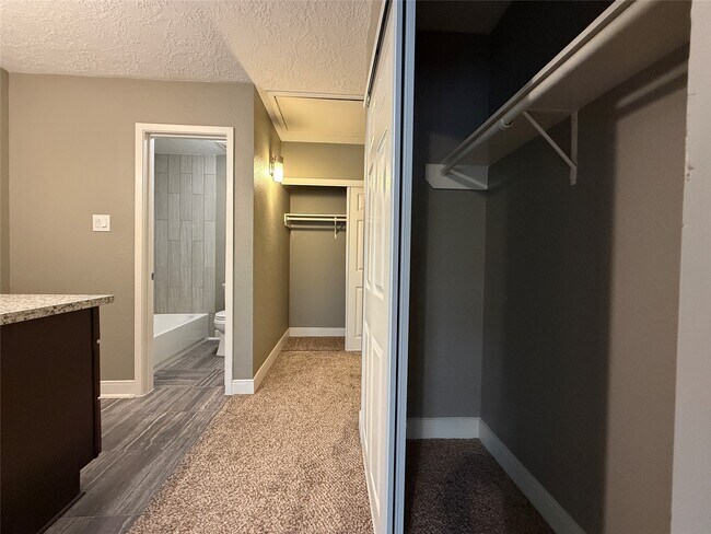 Building Photo - 2611 Grants Lake Blvd