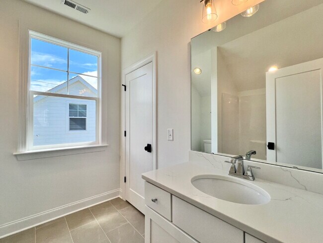 Building Photo - STUNNING and SPACIOUS!