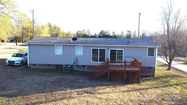 Building Photo - 7708 Waxhaw Hwy