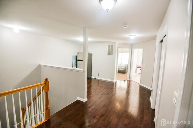Building Photo - 122 Morgan Way