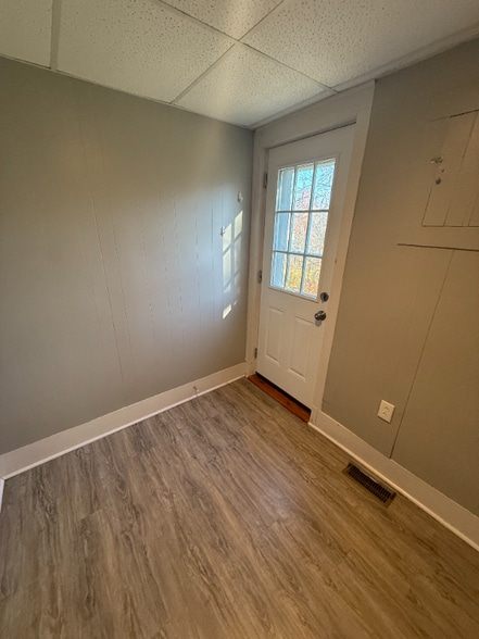 Building Photo - 48 South St