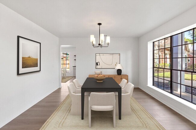 Building Photo - 15411 Robin Grove Ct