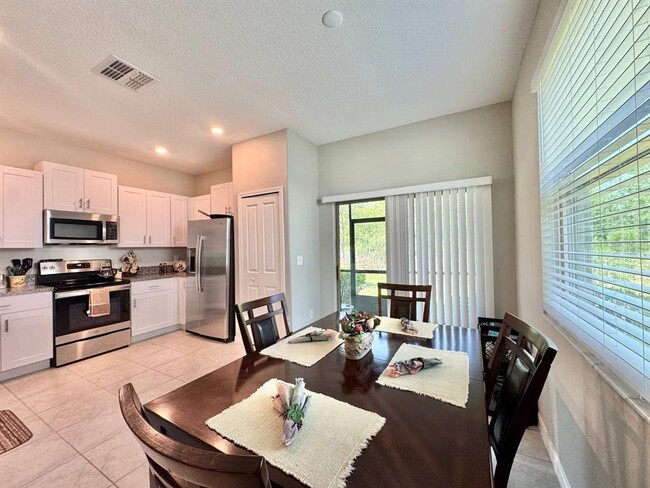 Building Photo - 3587 Bellmeade Ct