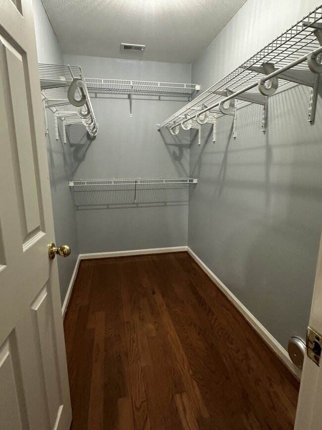 Building Photo - 525 Hackberry Ridge Cove