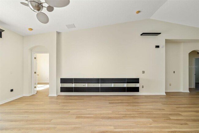 Building Photo - 8727 Karpeal Dr