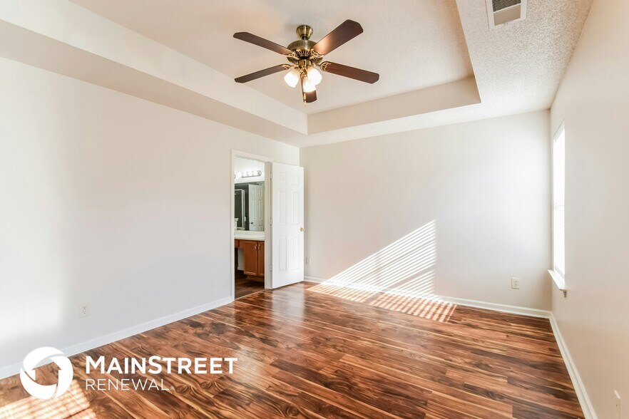 Building Photo - 4848 Ashcroft Dr