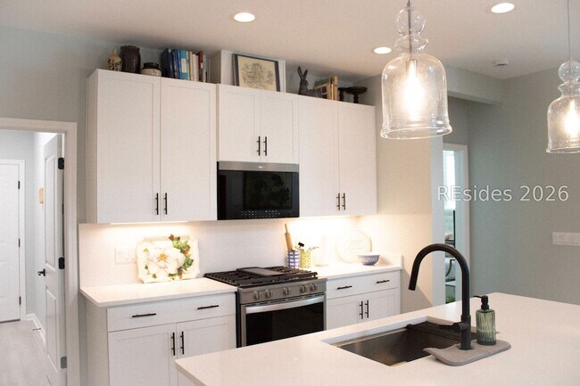 Building Photo - 1314 Good Life Wy