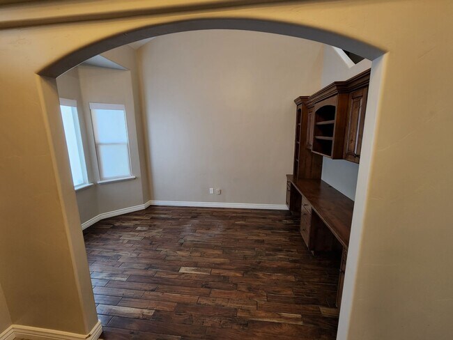 Building Photo - 11369 Hereford Ct