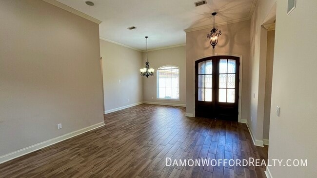 Building Photo - 610 Salems Ct
