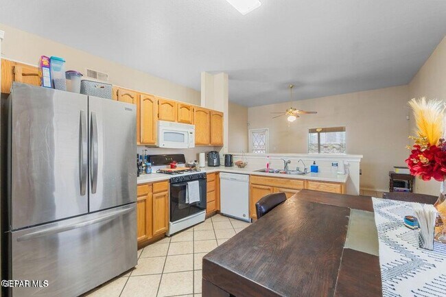 Building Photo - 2297 Lisa Sherr St