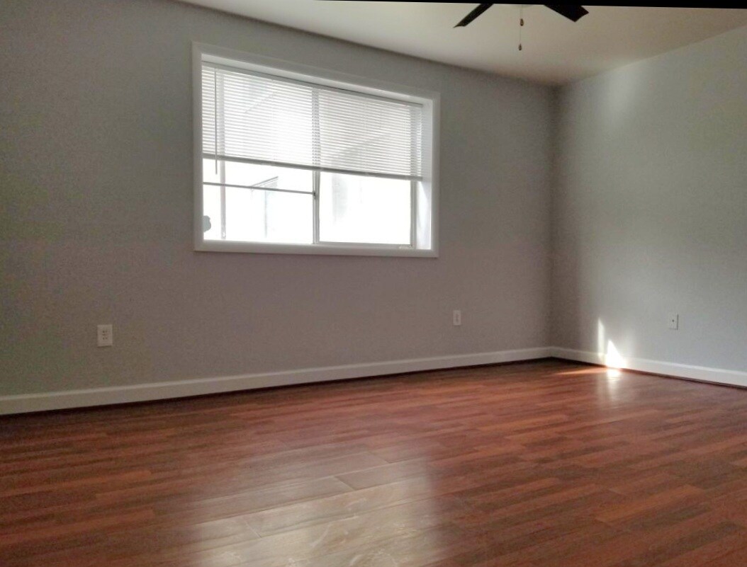 Building Photo - 3124 Brinkley Rd