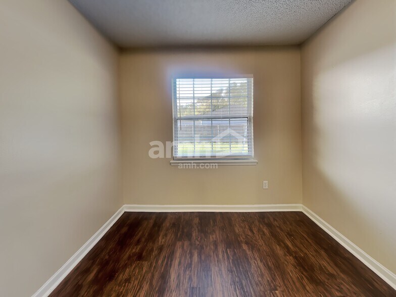 Building Photo - 2949 Biloxi Trl
