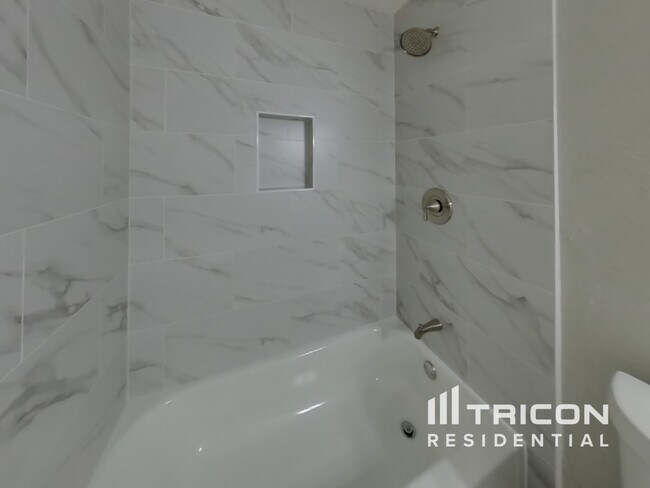 Building Photo - 1029 Twin Falls Dr