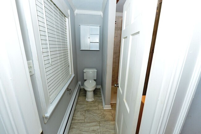 Building Photo - Water View, private wooded lot on dead end street!