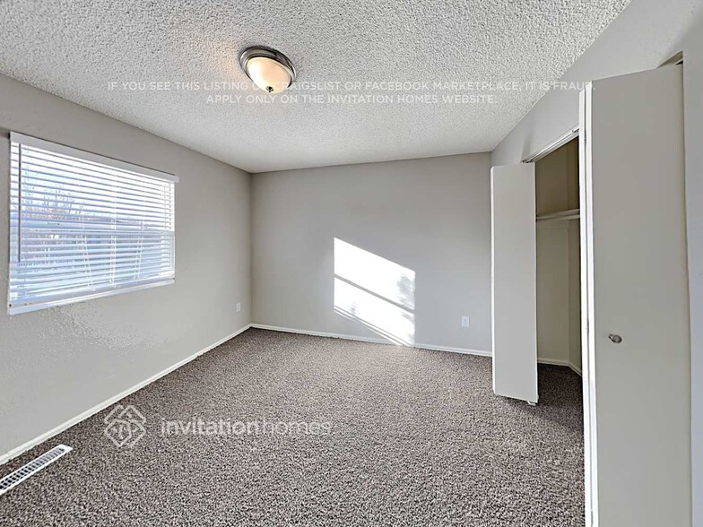 Building Photo - 4552 S Hoyt St