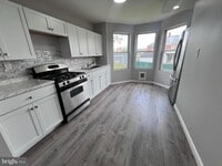 Building Photo - 307 Fairview St